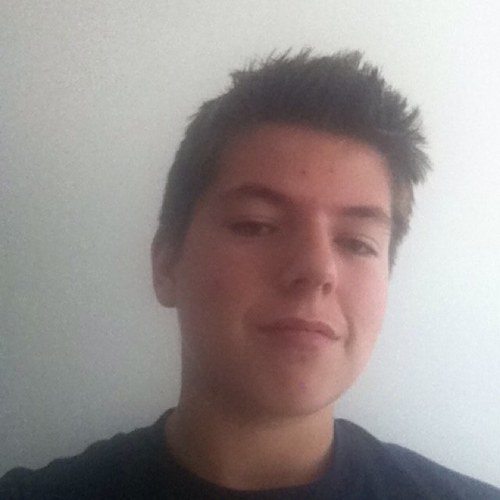 mchisholm32's profile picture. 