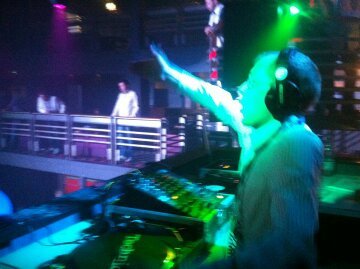 dj_basser's profile picture. UK GARAGE DJ,CATCH ME PLAYING 5 TIL 7 LIVE ON FRIDAYS http://t.co/2N0p9D4Z ALSO 104.30FM...ALL ASPECTS OF GARAGE OLD AND NEW