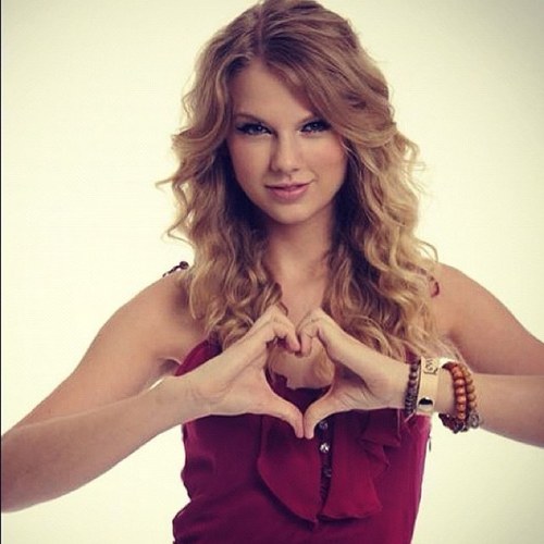 Amo a Taylor Alison Swift! Cambio mi vida con su musica! Describe como me siento en tansolo 3 minutos! 13 Swiftie∞