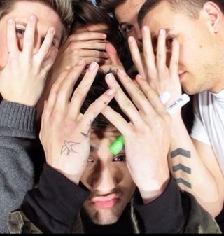 1d-takeover. updates and asks. follow for follow.