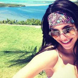 Se um dia a luz desse amor que eu sindo por voces acabar...Não tem problema, eu acendo uma vela, e a faço reviver! Amo Voces @chayleao @melfronckowiak