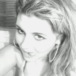 tania_conflow's profile picture. Bahh,,, la Gente esta mui locaa:'')