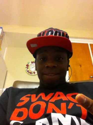 IM JUST A YOUNG KRISPY NIGGA FROM THE ROAD GETING IT FOLLOW ME :)