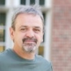 One part thinker, one part designer, one part creator. Creator of the SixTasks app and methodology.
