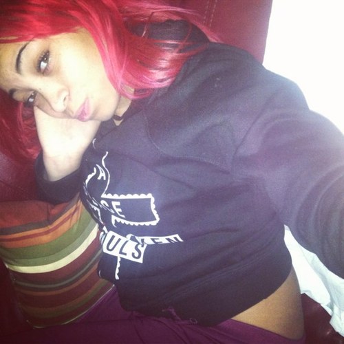 sunnyhoneybunz's profile picture. I love too ✈ 
#teamDramafree 
#team #teamCapricorn 
#teambig❤