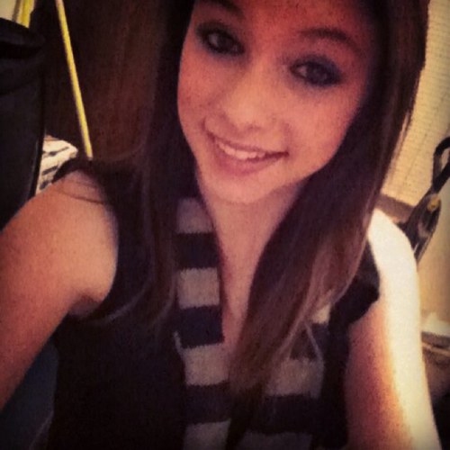 Hi my names, Tesa :) #TeamFollowBack #TeamTaken (: