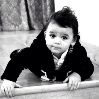 ommoozz's profile picture. 