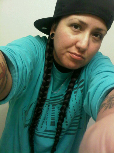 #TeamSingle #TeamAries #TeamLesbian I'm in love with girl all the sexy ass girls Follow me!!!