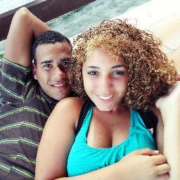 Adoradora, Serva de Deus, Jovem, que não tem vergonha em dizer que amo o senhor e vou Servi-lo e Adora-lo a cada dia mais & Mais !