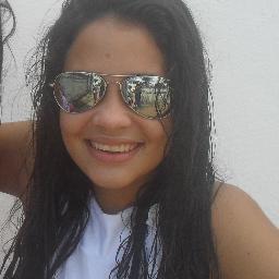 Saia Da Frente Com Seu Racismo Que Eu Estou Passando Com Minha Cor '' {Bob Marley}