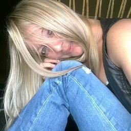 BinaSchweizer's profile picture. I dance in the rain, love the summer, enjoy the winter and dancing in the snow. I love to laugh, do not be ashamed to cry myself and live my emotions