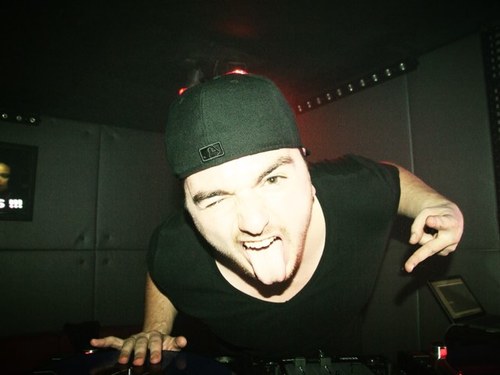 deejaybenoits's profile picture. http://t.co/e0uDPVt2Yx