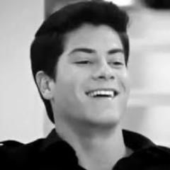 '' Eu escrevi seu nome em meu coração com tinta permanente. '' - Arthur ♥ Desde: 15.08.12