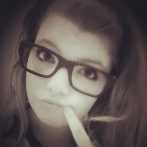 Heyy :3
Im Sarah ;)
14 
Irish 
Follow Me And I Follow Back ;) x