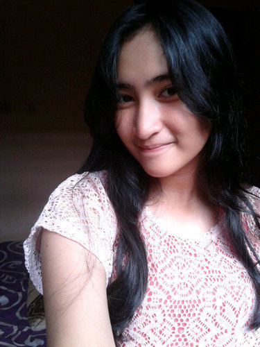 My name is SUMMER L. T.                                        Follow me ;)