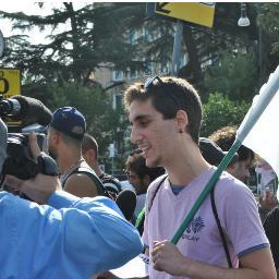 Attivista per i diritti i
umani, sindacalista per il diritto alla casa e contro lo sfruttamento del lavoro.