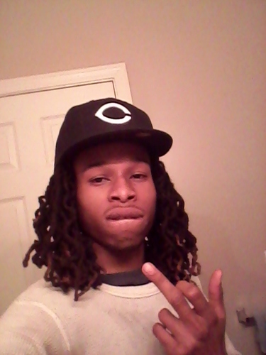 working dem hoes.blunt blow.money taker.