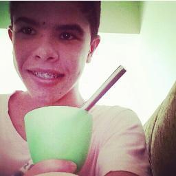 Aqui só tem a Mulherada do Roberto Oliveira ! Vamos divulgar o trabalho do nosso lindo @iRobeerto ♥ Nós te Amamos !