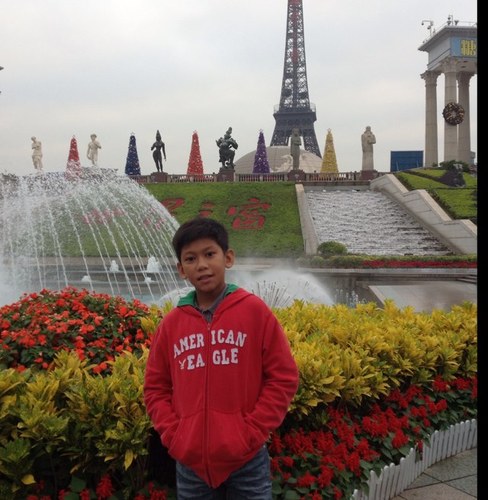 like to play soccer and i like music too!