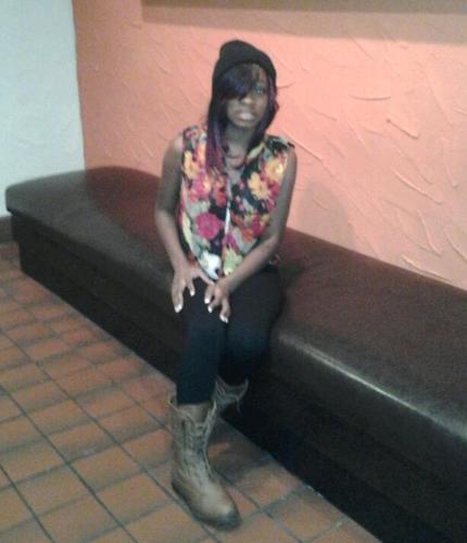 OG BAD BXTCH(LU DAY CUHZ; GO follow my Cousin @KekeB374 ) , follow my cousin..lil juice @cuuuuuz_itsme he team #followback