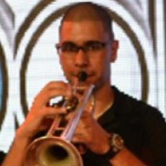 Musico trompetista desde os 12 anos,amo o que faço e amo as pessoas que me cercam,extrovertido, brincalhão,mas sou um pouco difícil de conviver