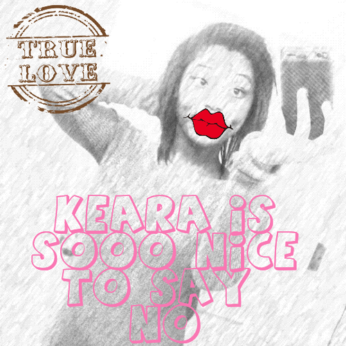 i lov to smile laugh n play around with if u a koo person yea we can hang but rite now im lookin foe a frienn rite now