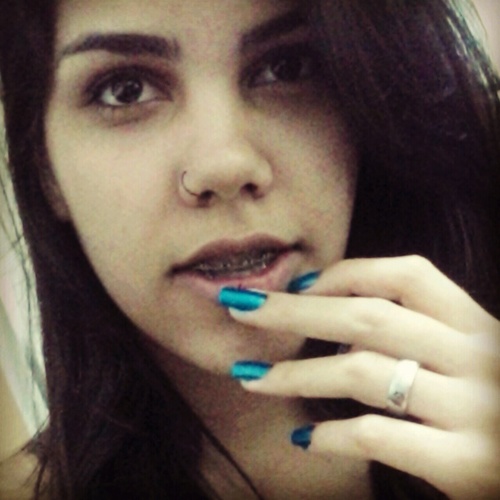 . Siga-me, e conheçaa :)
