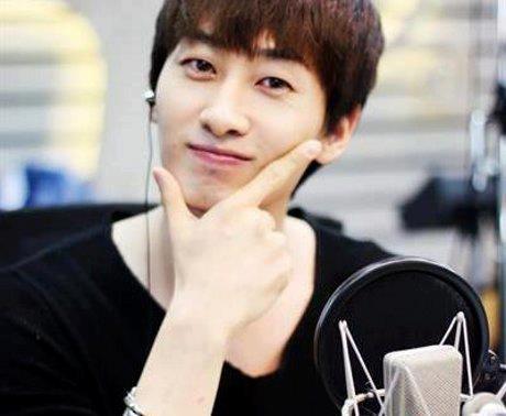 spenden_Lee98's profile picture. God is my savior .. May 21 1998 .. ELF Indonesia .. Music is My life .. Super Junior is My love ^^