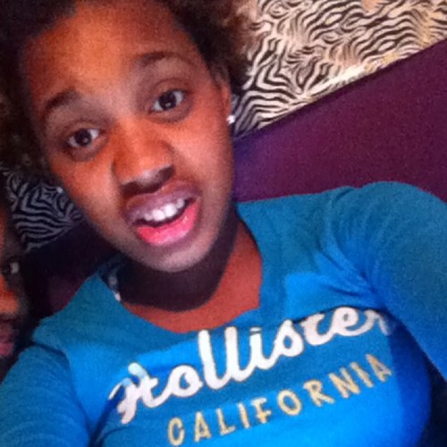 Beneath the makeup and behind the smile I am just a girl who wishes for the world.
                -Marilyn Monroe