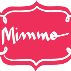 Um mimo é uma carícia, um afago, delicadeza; é o olhar feminino... num blog. Ah, e o m a mais é só pra dar aquele charme; coisa de mulher.