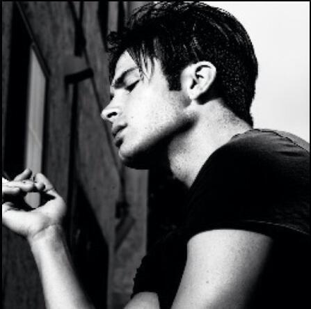 Hey guys its Eddie Duran ツ , Singer.Somthing in the air is my #1 hit! Love my fans♥loving Loren Tate.#MuchLove