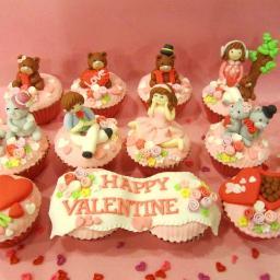 The first cupcakes store in surabaya, we produce a fresh and cute cupcakes everyday. Our store is located at Supermal - Opposite XXI. Call us at 031 7390208
