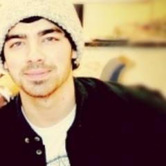 I'm not
the real 
Joe Jonas