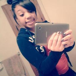 im allexus , follow me & i #followback !