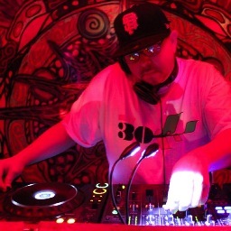Co-Owner @ Native Soul Recordings-Dj-Producer-House Music Lover and supporter.