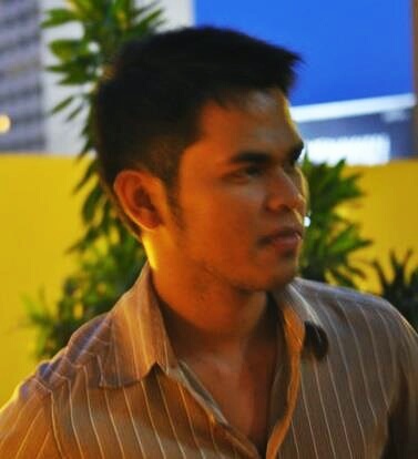 Sales Engineer, Mambobola, Deceiver, hot pero single (dati.. di na ngayon!)