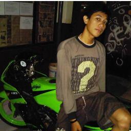 Andreey21's profile picture. Vocal of Phsycho Band ..
Everyday is Distorsi n Cadaz ..
Keep \m/ dan beriman ..