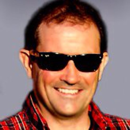 ayjayfox's profile picture. Manager WIN Television Hobart, muso, husband and dad