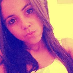 15 anos, ariana.