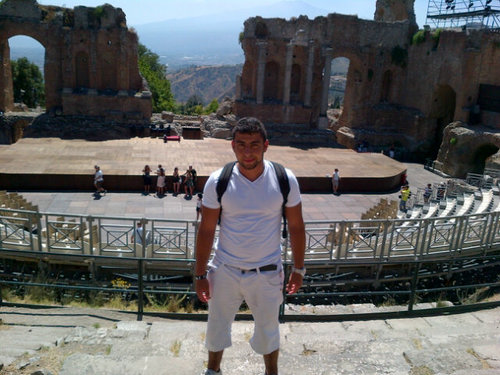 DicarloSays's profile picture. 