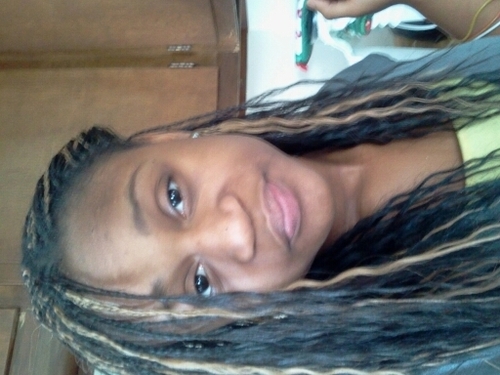 .. Lil Mama Lovee To Chill Go Follow This Hotty On Integram loco_bishh08 ,:)