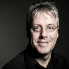 Autor - Meine große Leidenschaft gilt der Gänsehaut anderer Leute und dem Verfassen unheimlich gruseliger Geschichten.