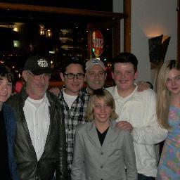 Hey guy's, I'm Lauren Lee. I'm awesome, I love @_RyanLee_ from Super 8, And I love @CamcamKennedy