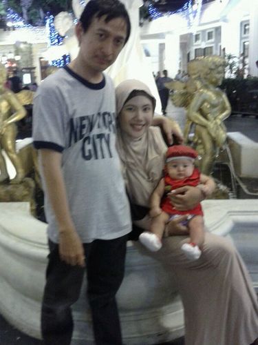 Dentist, @yfhos 's wife, Zahra's mother
