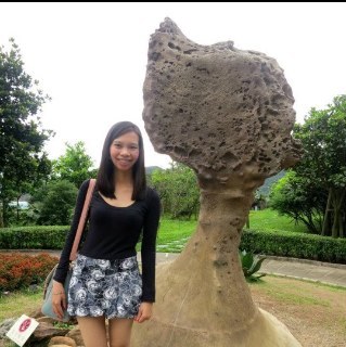 rizafernandez's profile picture. everybody deserves a WHY...