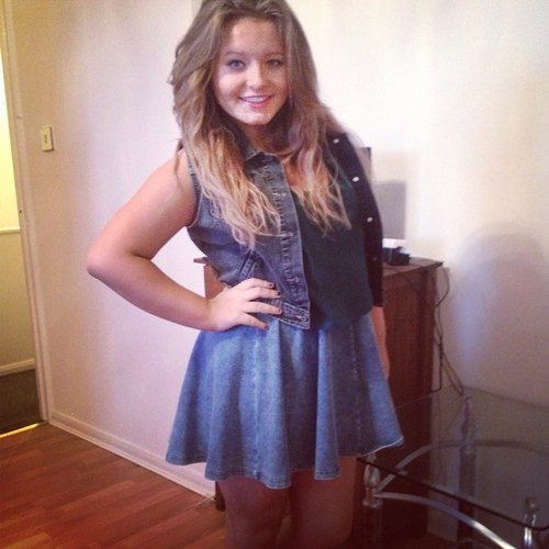 Follow me havent been on twitter for ages   Forgot how fun it was haha