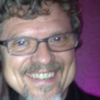 Music pro, NYC, formerly of Detroit rockers Scratch, credits with Hank Williams Jr., Merle Haggard, Leon Russell, James Taylor, and Simon Kirke of Bad Company