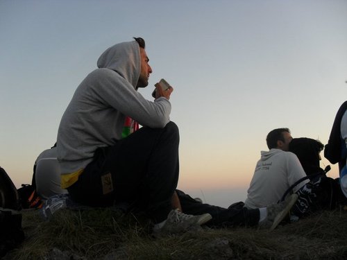 fabiusdea's profile picture. ..E se qualche volta la felicità si dimentica di noi, noi non dimentichiamoci mai della felicità!