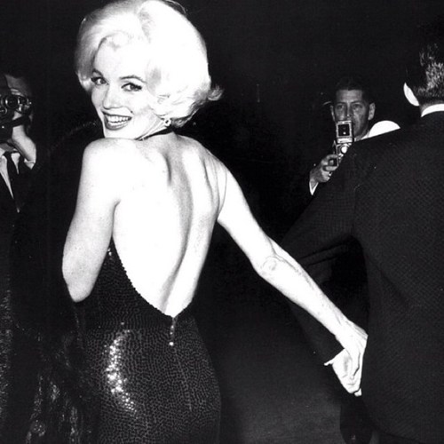 funfoufi's profile picture. Follow me on my other account @farahhabbouch ! I don't use this one a lot :/