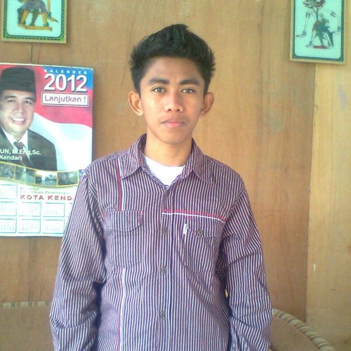 Karomiin's profile picture. |Ahmad karomin| I ♥ Allah swt | I ♥ Muhammad saw | I ♥ Mam & Dad | I ♥ Indonesia ♥SMAN 1 KENDARI♥ | ●FC BARCELONA●|